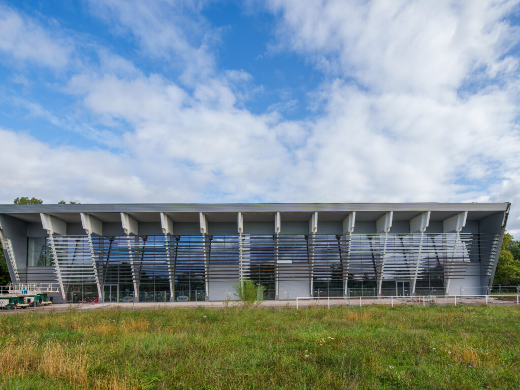 Rénovation de la Hall d’athlétisme du CREPS – Centre de ressources, d’expertise et de performance sportive  